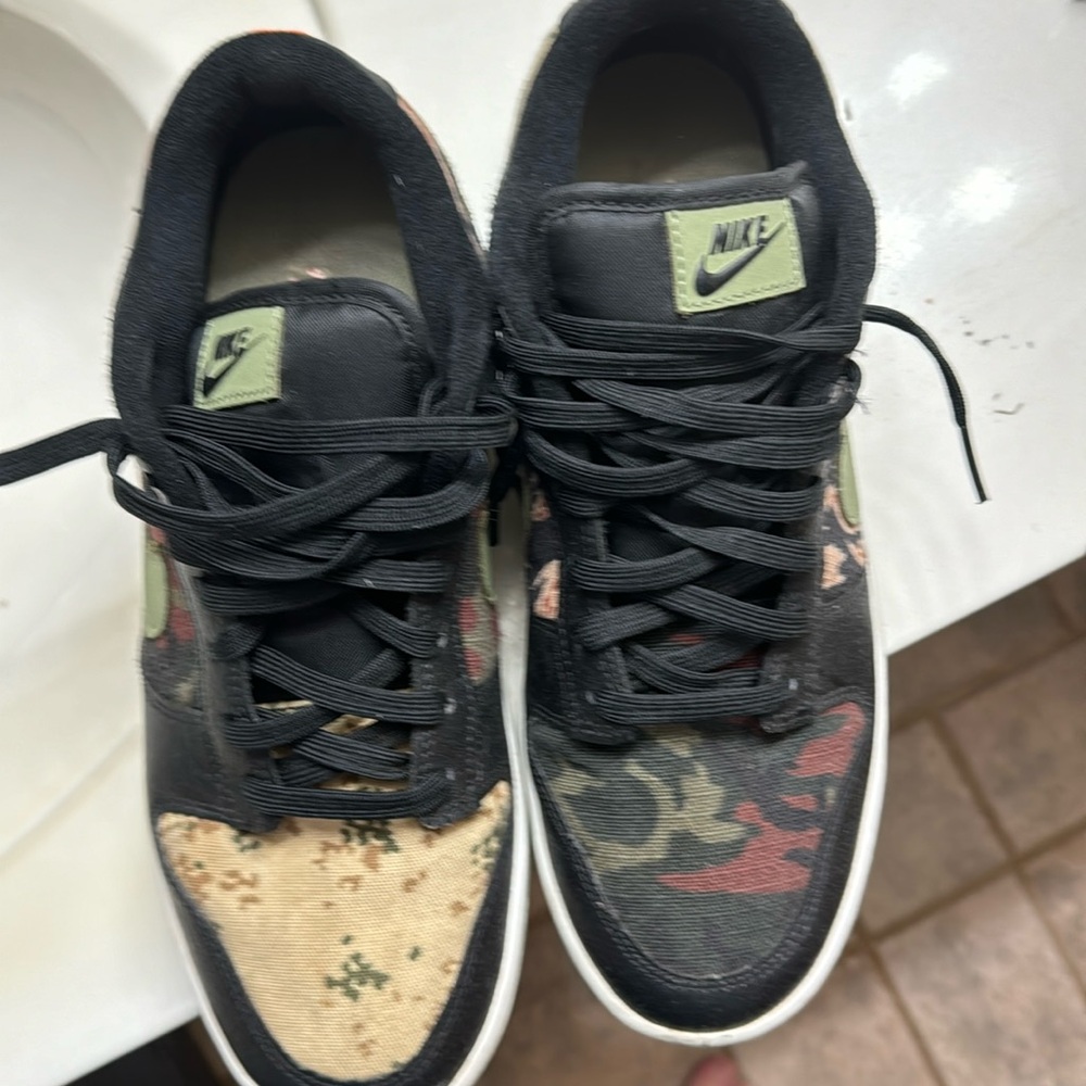 Air Jordan 1 low camo size 10 hard to find